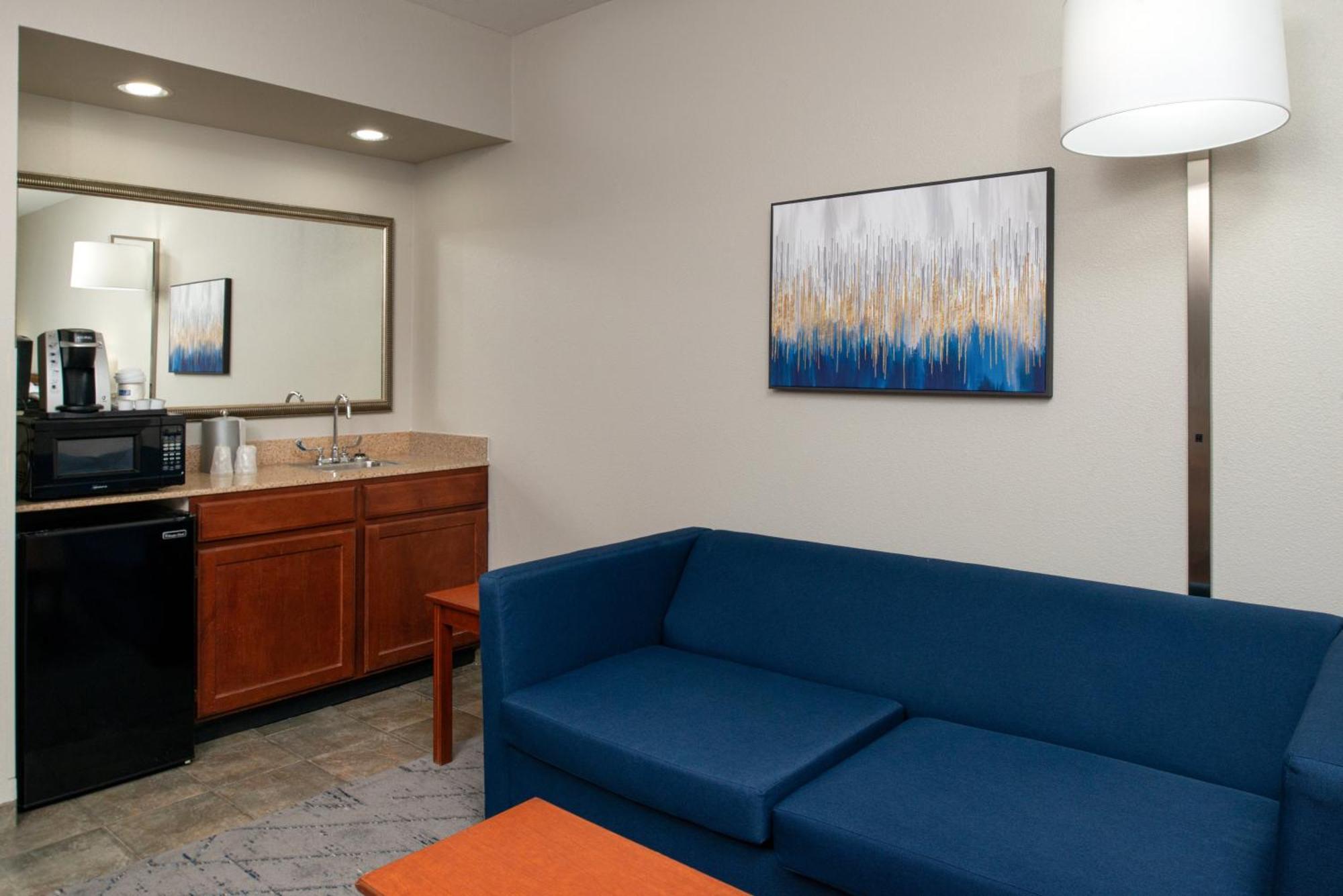 Holiday Inn Express Hotel & Suites Farmington By Ihg Exterior photo